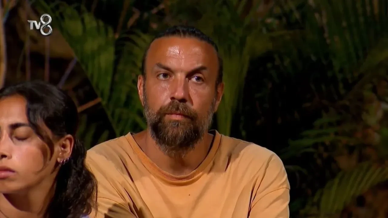 Survivor 2026’da aşk üçgeni! Seren Ay’dan Survivor’a veda eden Eren İtirafı!