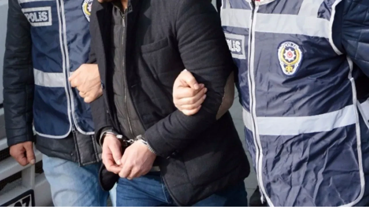 1 milyar liralık tefeci operasyonu! Vatandaşları mağdur edenler gözaltında