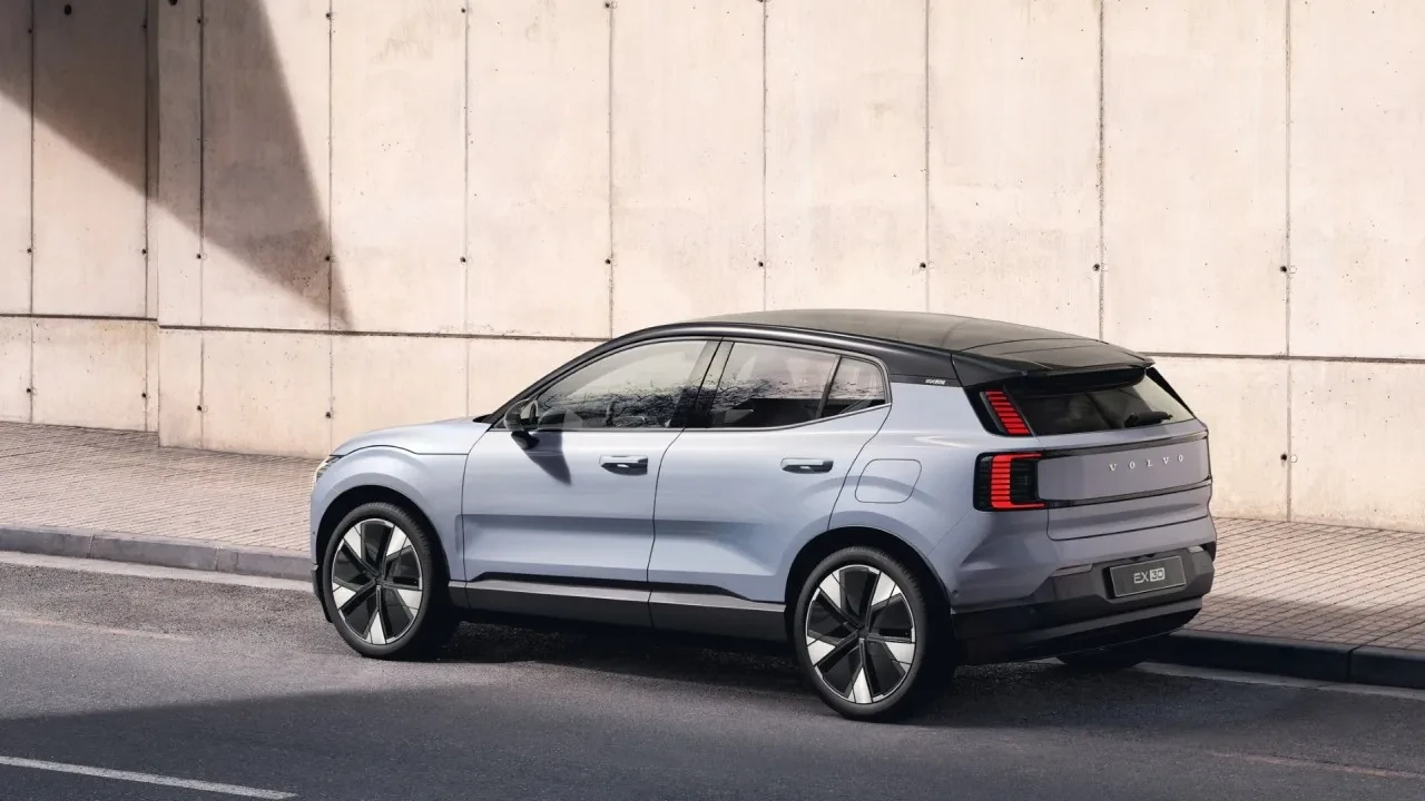 40 bin Volvo EX30 yangın riskiyle geri çağrılıyor: Şirketten kullanıcılara 'şarj' uyarısı