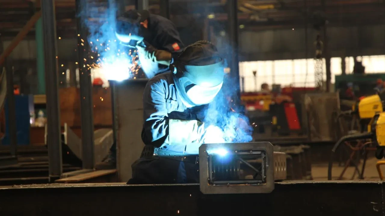 Çalışan başına 3 bin 500 lira nakit destek... Şartlar belli oldu! Kritik kredi detayı 