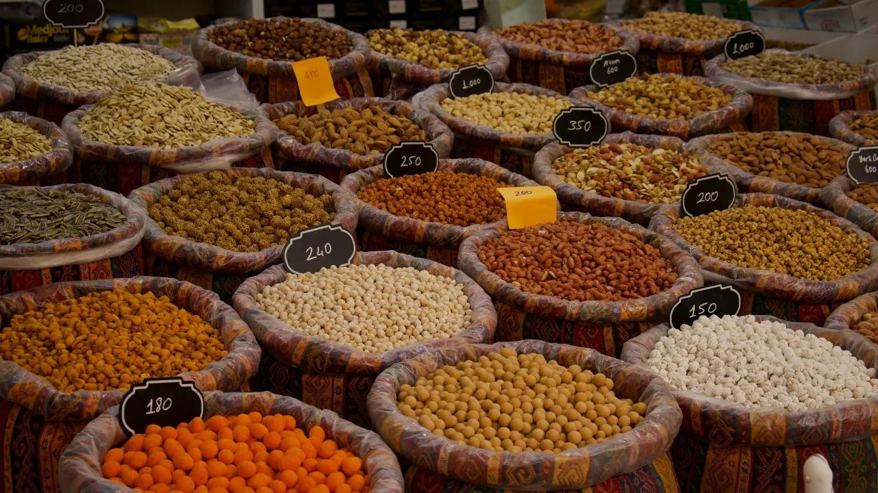 Ramazan sofrasının maliyeti ne kadar yükseldi? TÜKONFED'den İbrahim Güllü uyardı: Bir kişiye 8 bin liralık iftar menüsü