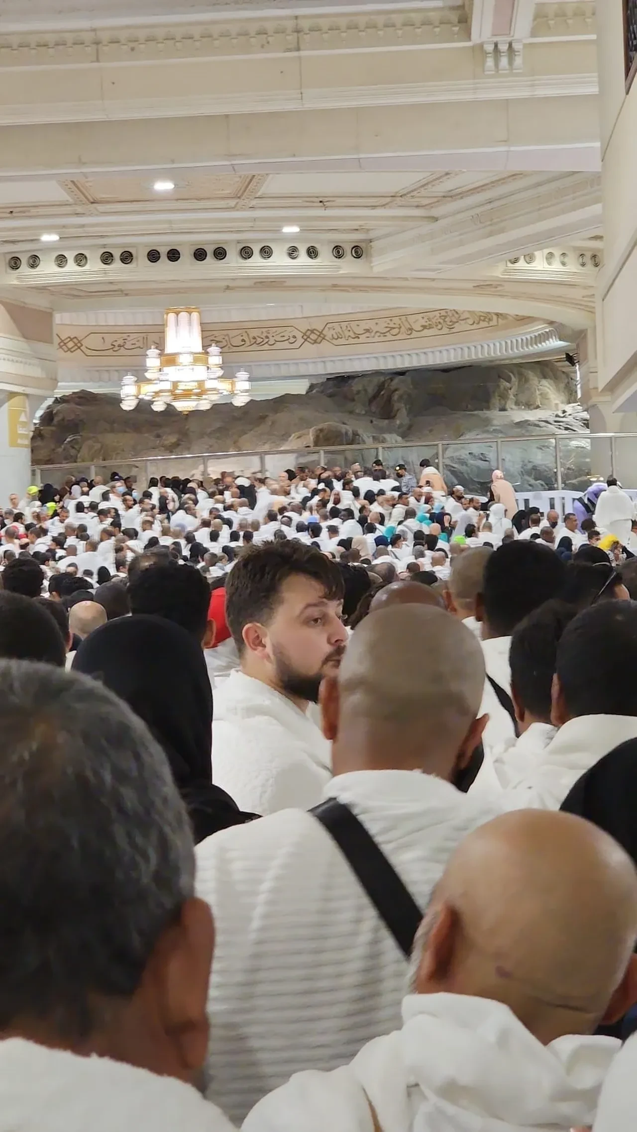 Kabe’de tarihin en kalabalık Ramazan umresi! Yeni düzenlemeler test ediliyor