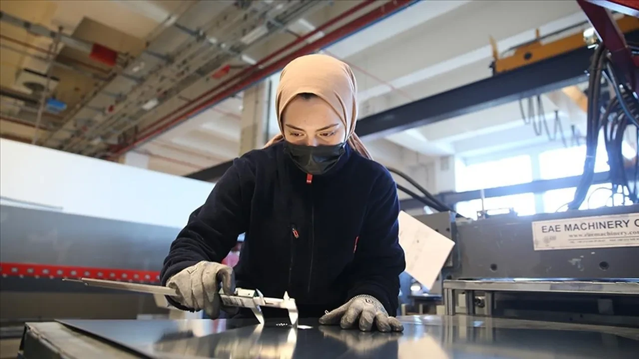 Kadınlar için küresel gerçek: Sadece yüzde 4'ü faydalanabiliyor