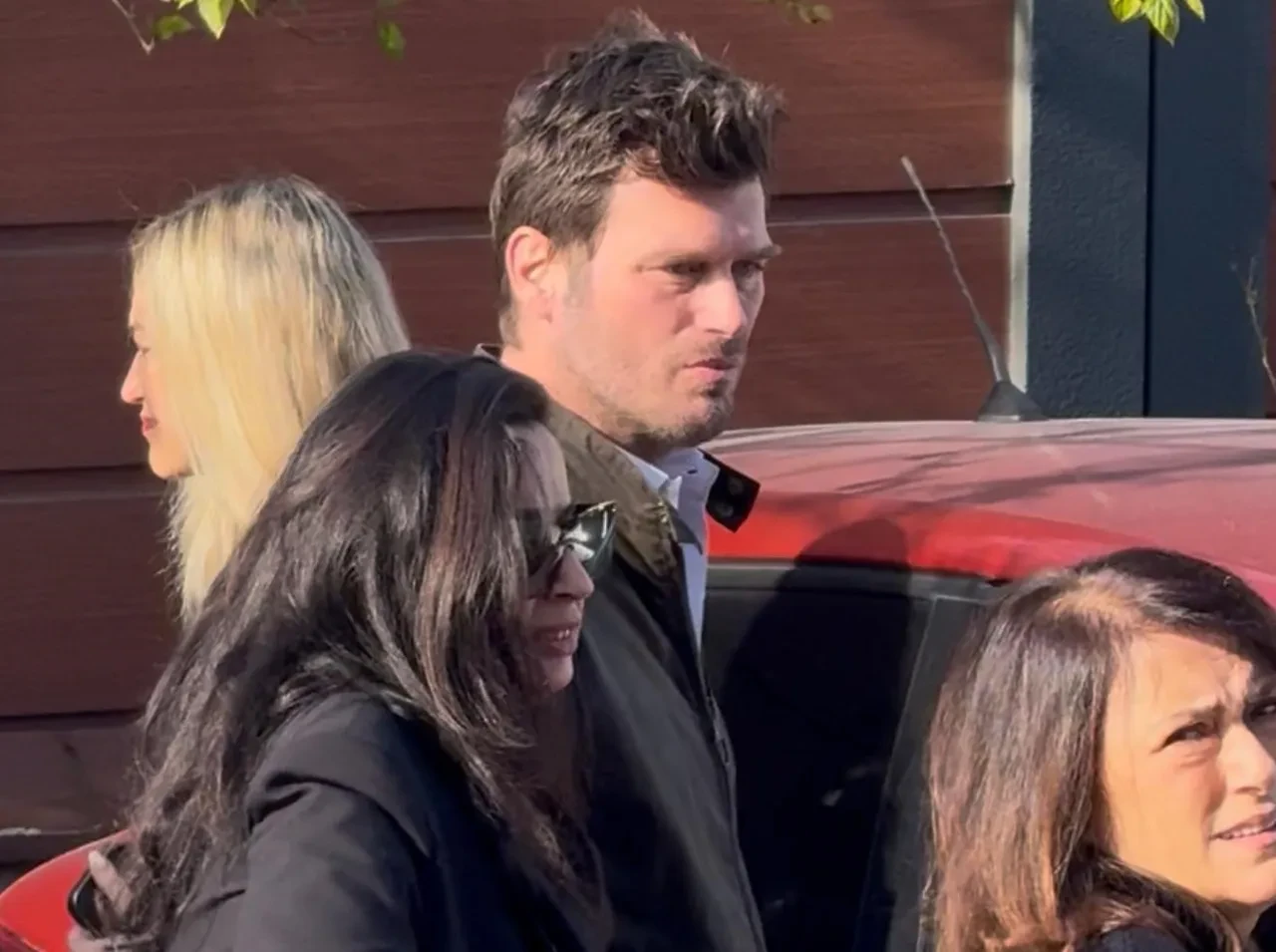 Kıvanç Tatlıtuğ adliyede! Mahkeme heyeti dinlenmesine karar verdi 