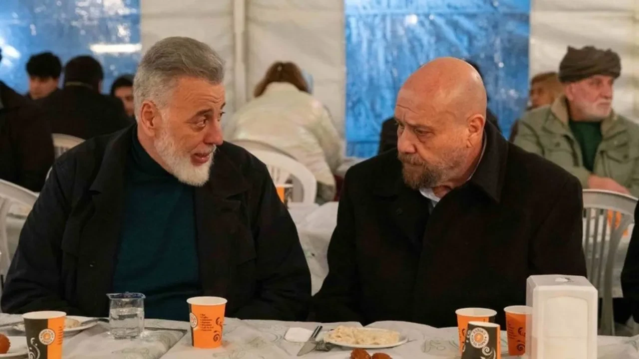 Kızılcık Şerbeti dizisi 127. bölüm 2. fragman büyük ses getirdi! Ünal ailesine yeni bebek sürprizi herkesi şaşırttı