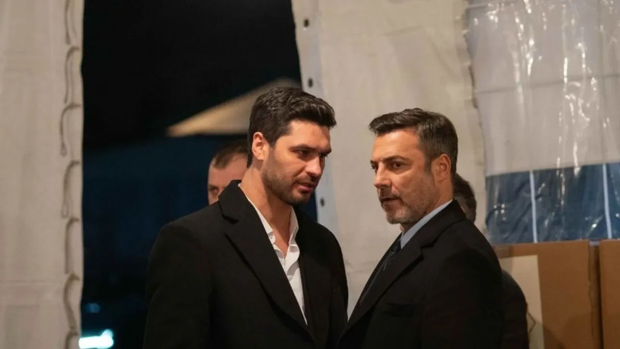 Kızılcık Şerbeti dizisi 127. bölüm 2. fragman büyük ses getirdi! Ünal ailesine yeni bebek sürprizi herkesi şaşırttı