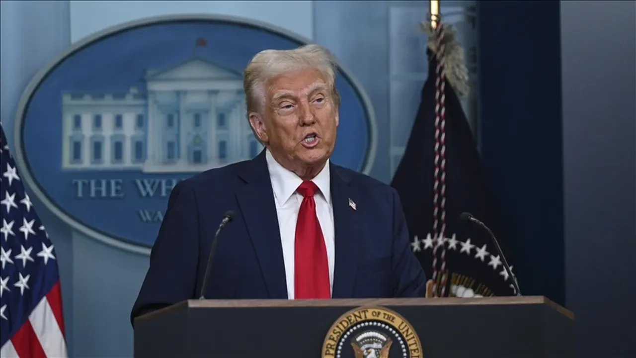 Mahkeme kararını tanımadı: Trump'ın dünyaya uyguladığı yüzde 10 gümrük vergisi yürürlükte 