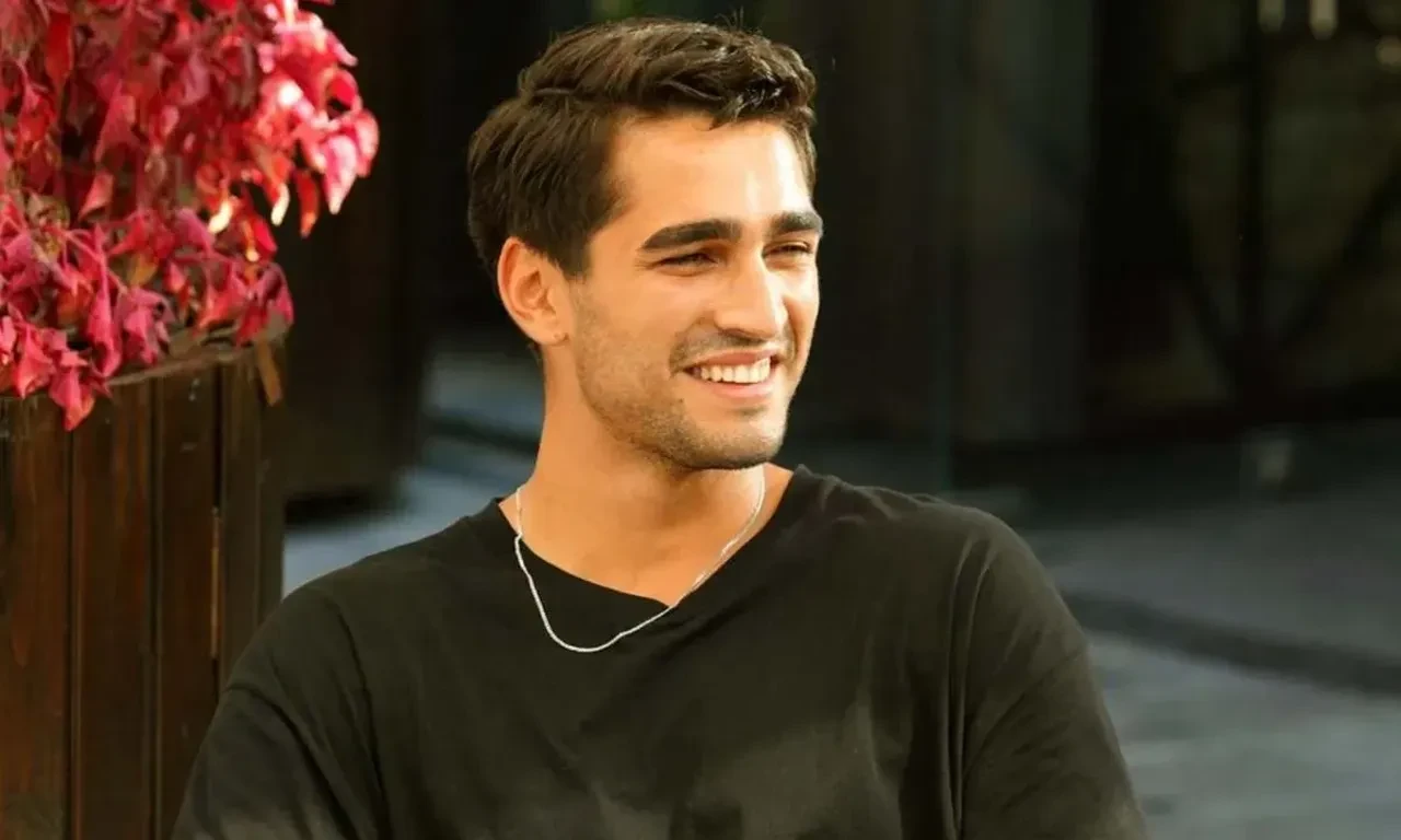 Mert Ramazan Demir'in yeni dizisi Delikanlı sete çıktı! İlk kare yayınlandı, tarih netleşti