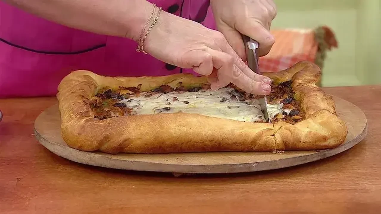 Ramazan pidesi dolması nasıl yapılır? Gelinim Mutfakta'da kaçırılan püf noktası!