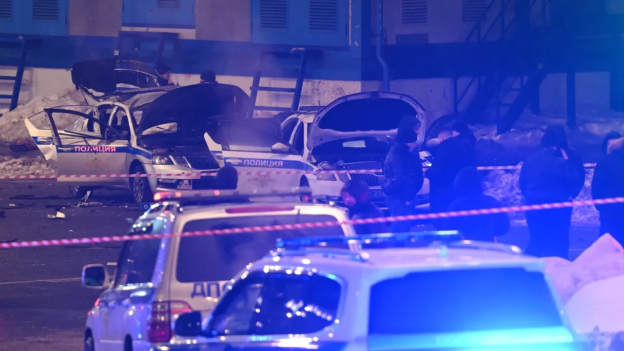 Rusya'da polis aracı yakınında patlama: Ölü ve yaralılar var