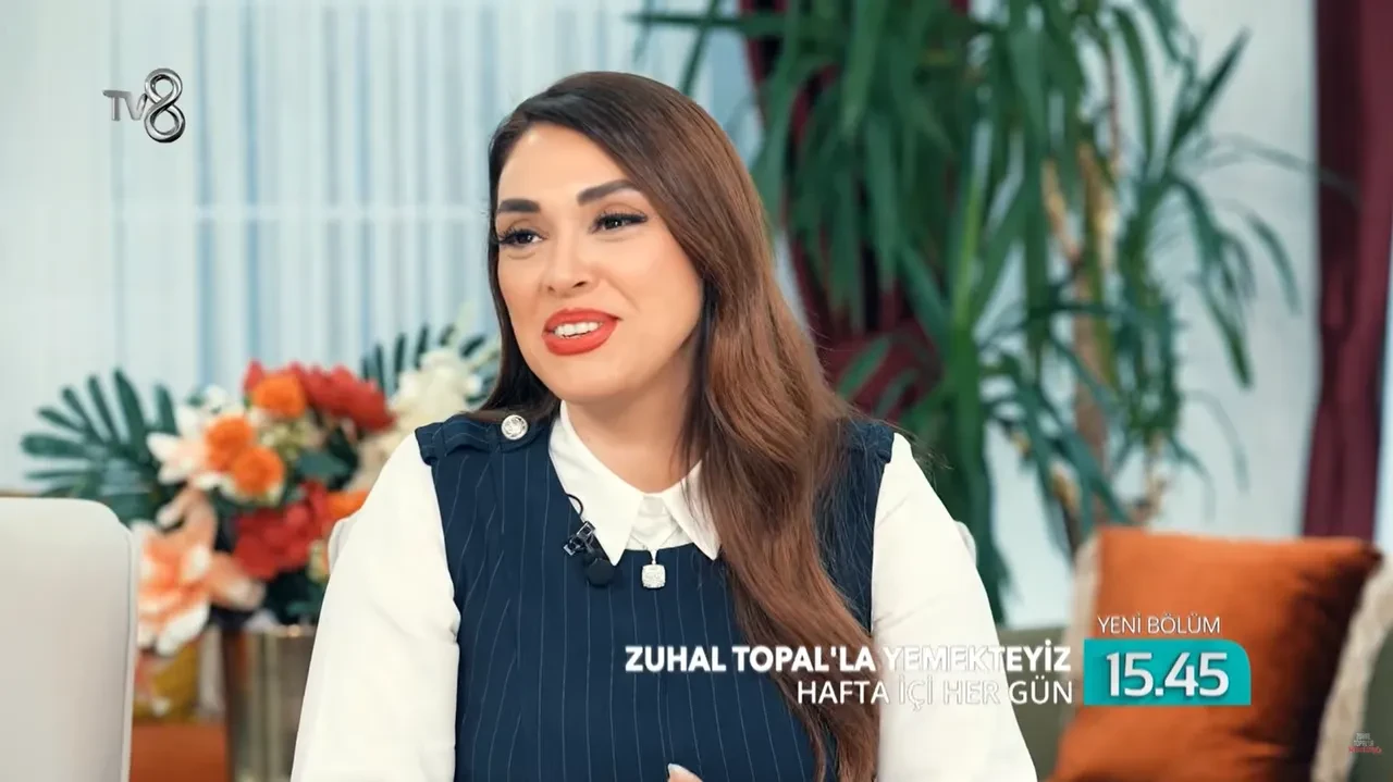 Yemekteyiz Hazal Ülker kimdir, kaç yaşında? Zuhal Topal'la Yemekteyiz Hazal aslen nerelidir?