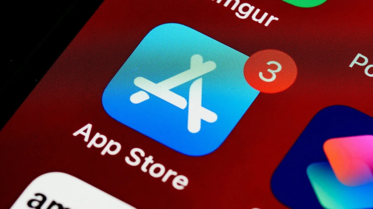 App Store’da 18 yaş sınırı uygulaması başlıyor
