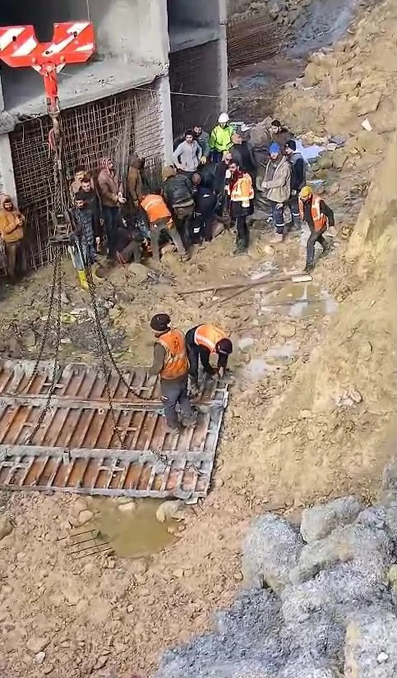 Arnavutköy'de genç işçiden acı haber