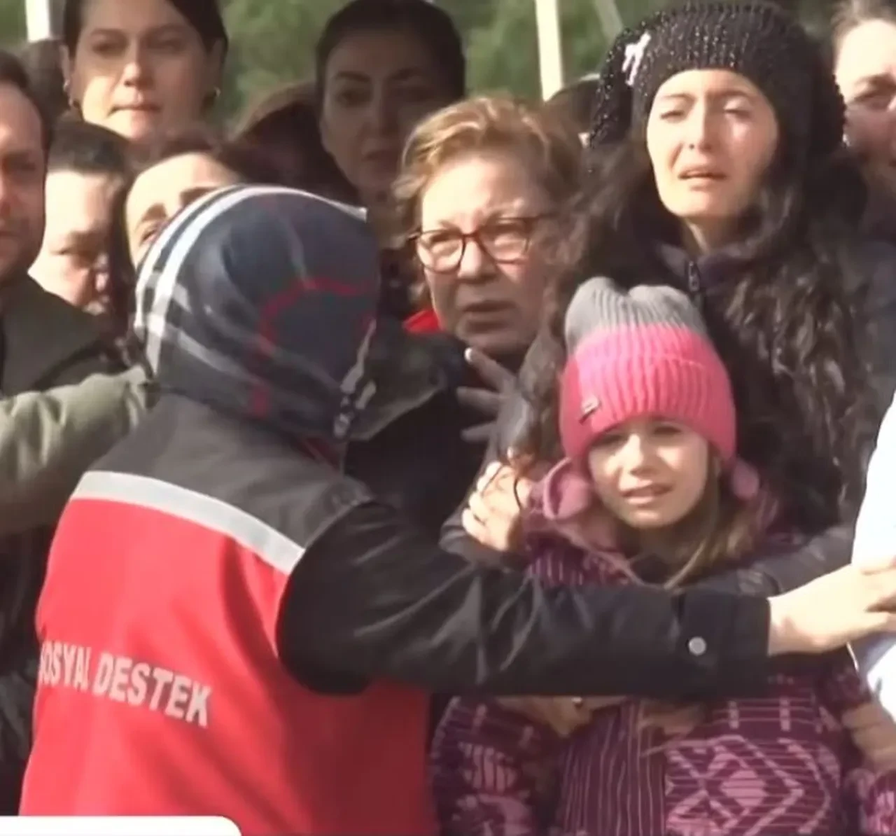 Balıkesir'de düşen F-16 uçağında şehit olan Binbaşı İbrahim Bolat ebediyete uğurlandı