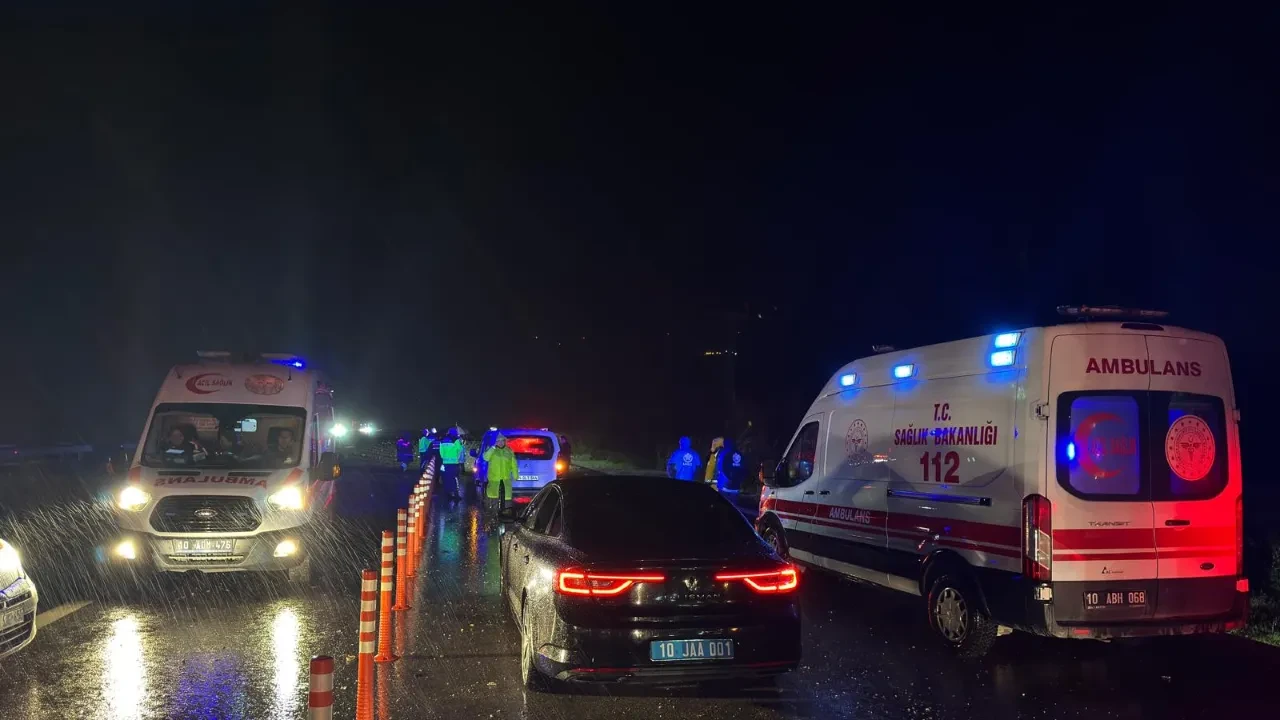 Balıkesir'de F-16 uçağı kaza kırıma uğradı: 1 pilot şehit