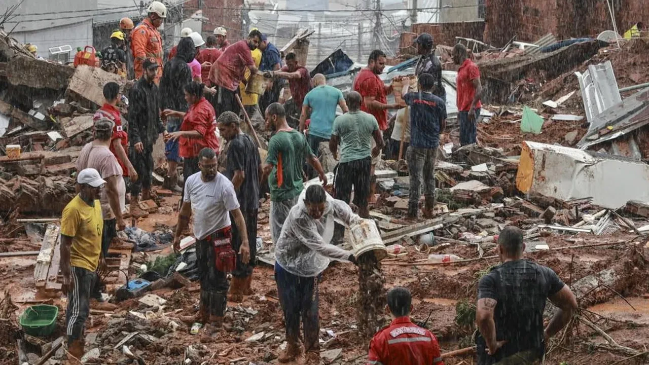 Brezilya'yı sel vurdu! Çok sayıda ölü ve kayıp var