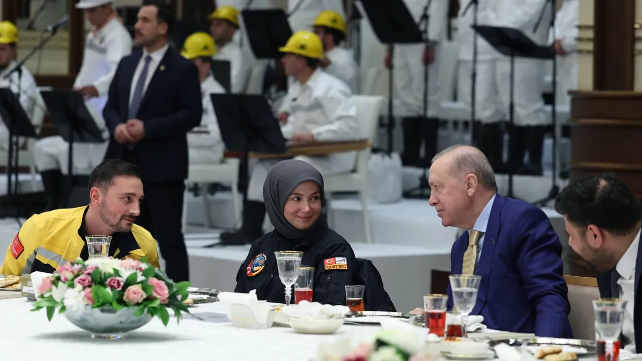 Cumhurbaşkanı Erdoğan'dan 'Laiklik Bildirisi' tepkisi: Hezeyanlarına gülüp geçiyoruz