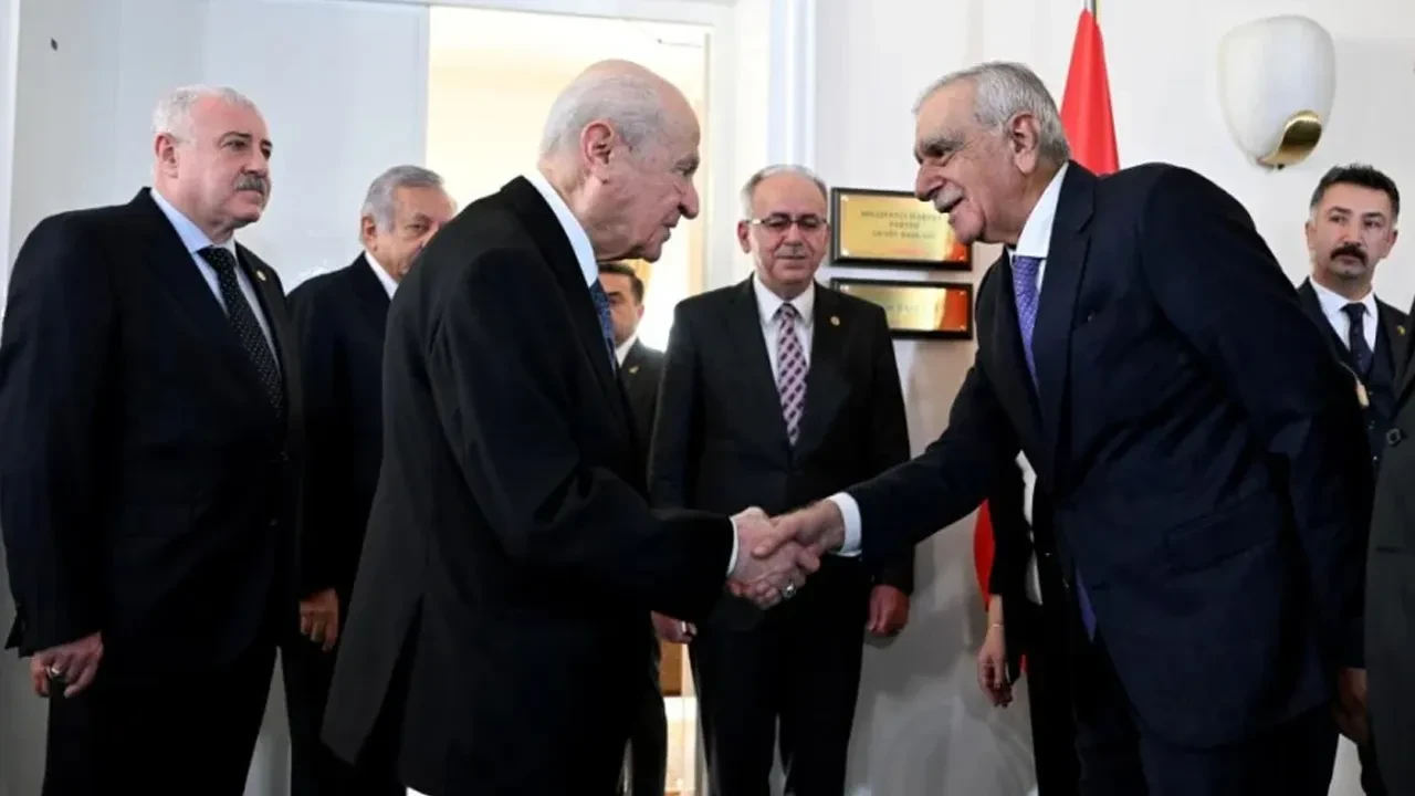 Devlet Bahçeli'den Ahmet Türk'e Uzak Şehir'li kayyum göndermesi