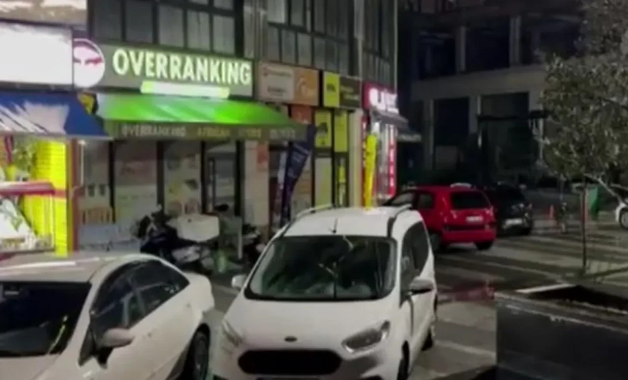 Esenyurt'ta sitede silah sesleri: İki kişi ölü bulundu, suç dosyaları kabarık çıktı