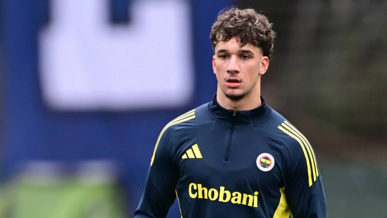 Eski Galatasaraylı, Fenerbahçe formasını giydi! Transfer çalımı Çağrı Hakan Balta ilk idmanına çıktı