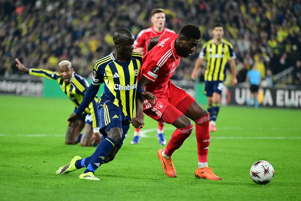 Fenerbahçe'nin, Nottingham Forest maçı kadrosu açıklandı! Tam 9 isim kadroya yer almadı