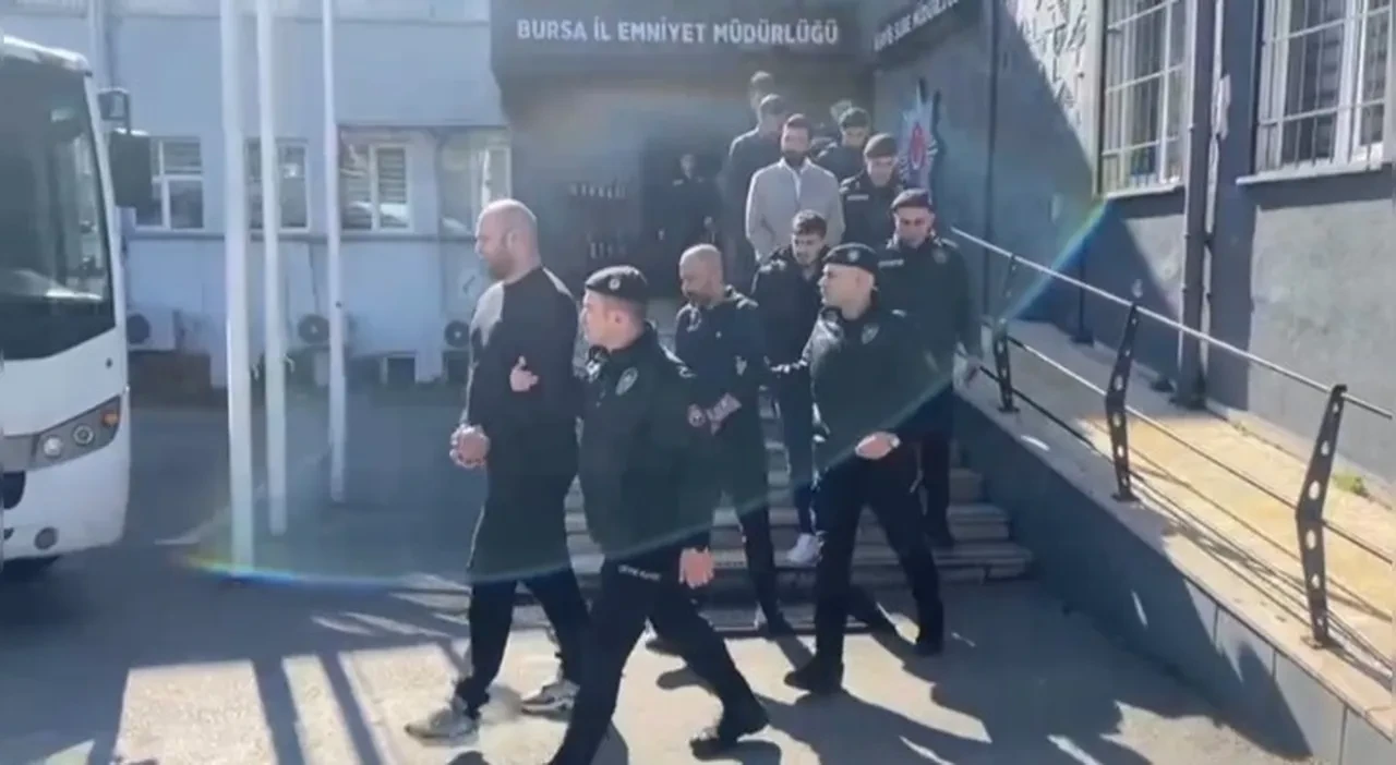 Film sahnelerini aratmayan 20 milyonluk gasp! Senaryoyu polis yutmadı, gerçek sonradan ortaya çıktı