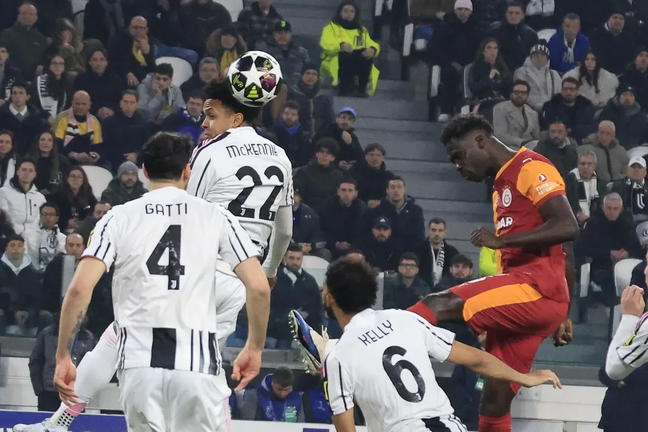 Galatasaray Juventus deplasmanında turladı: Şampiyonlar Ligi'nde son 16'dayız!