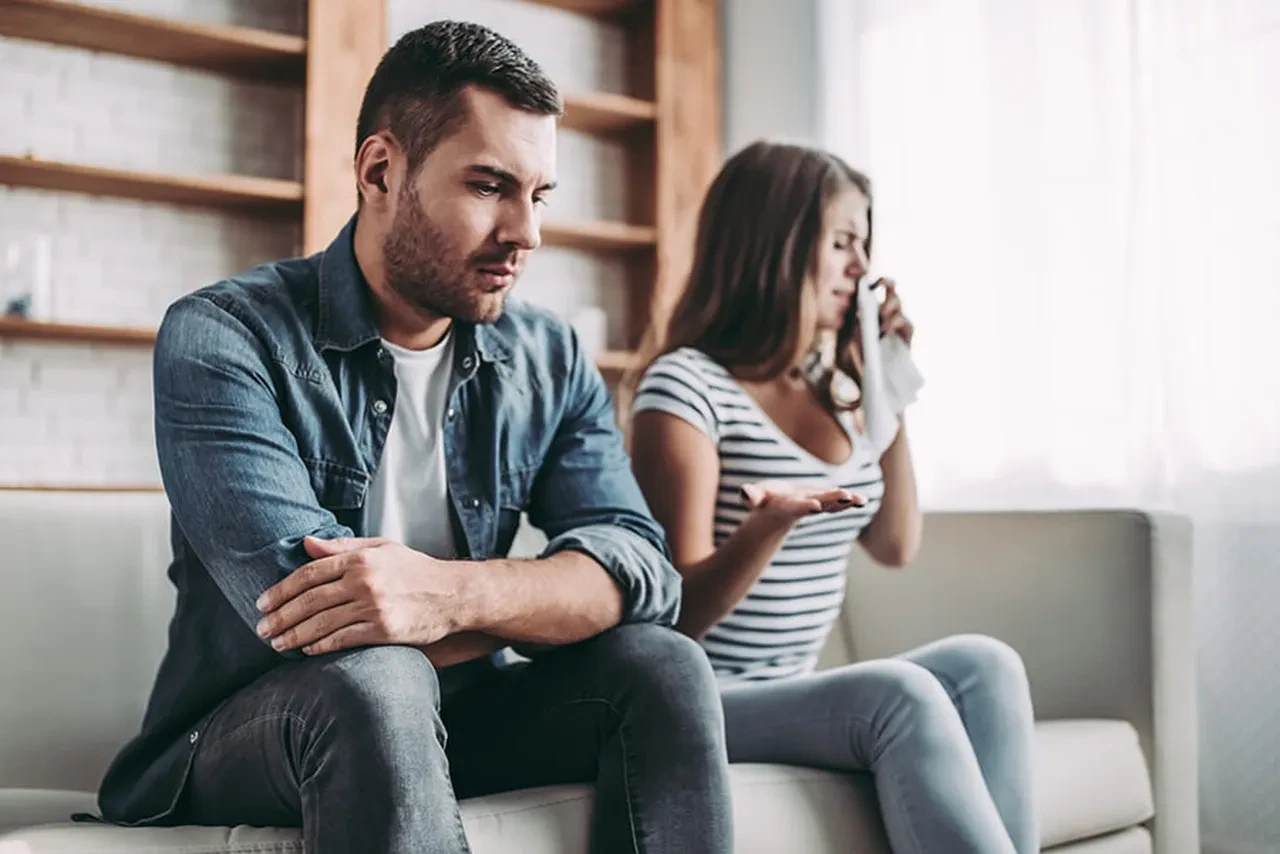 İlişkide bu 6 sorunu çözemeyenler ayrılıyor: İşte yüzüklerin atılmasını engelleyecek tavsiyeler