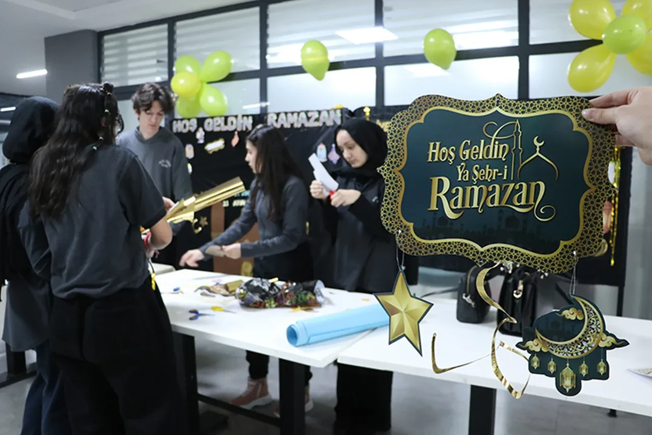 Laiklik bildirisi olayı nedir? İmzalayan 168 kişi hakkında dava açıldı