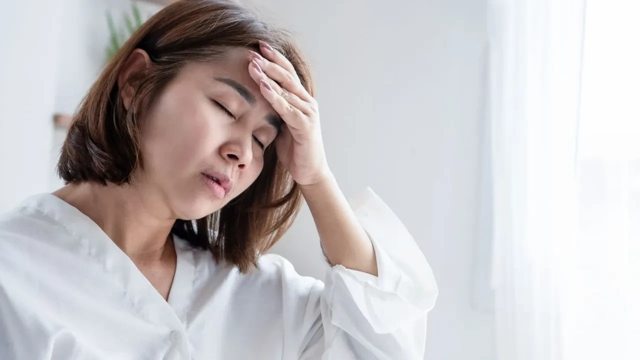 Oruç sırasında tutan baş ağrısına hızlı çözüm! Bir damla nane yağı