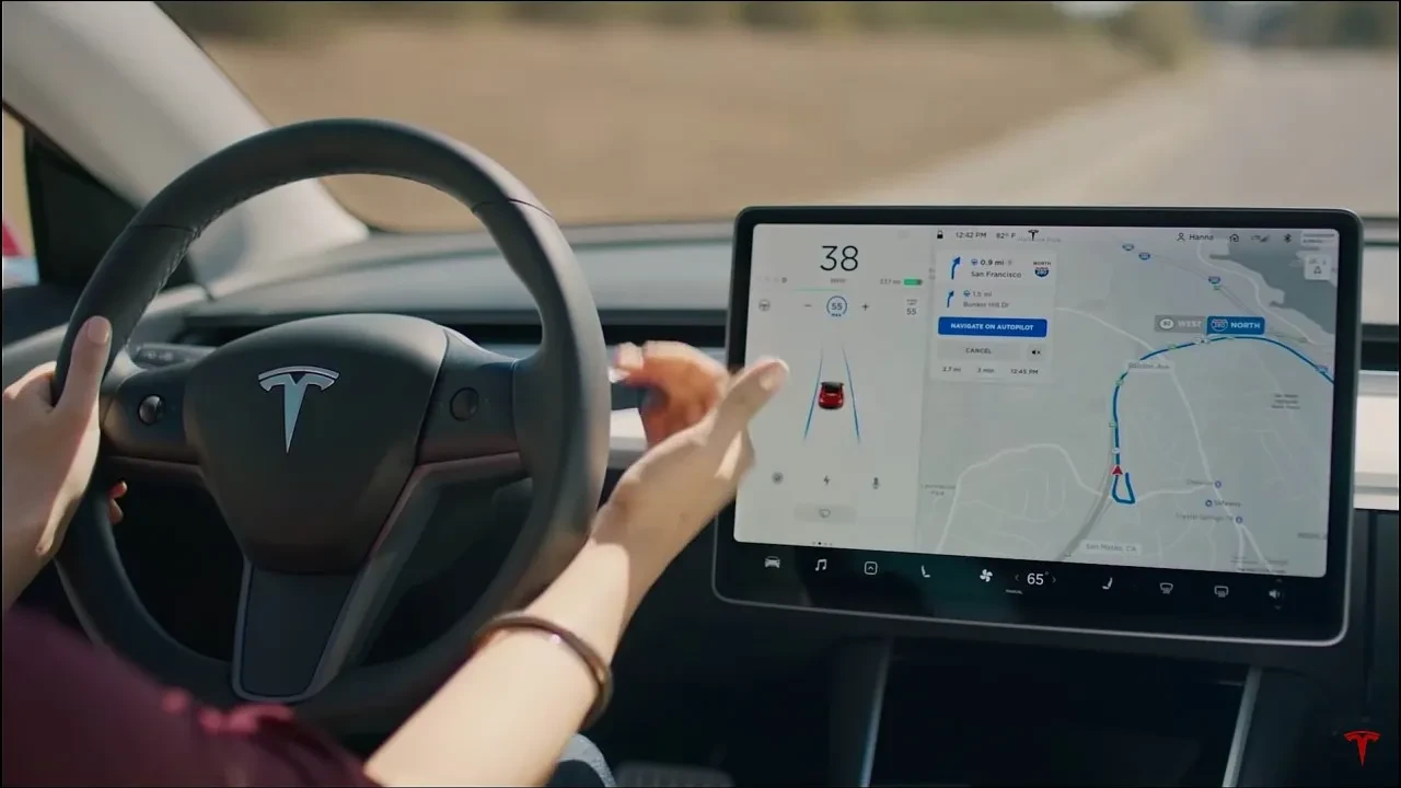 Tesla devlete dava açtı! Otopilot krizi yeniden alevlendi