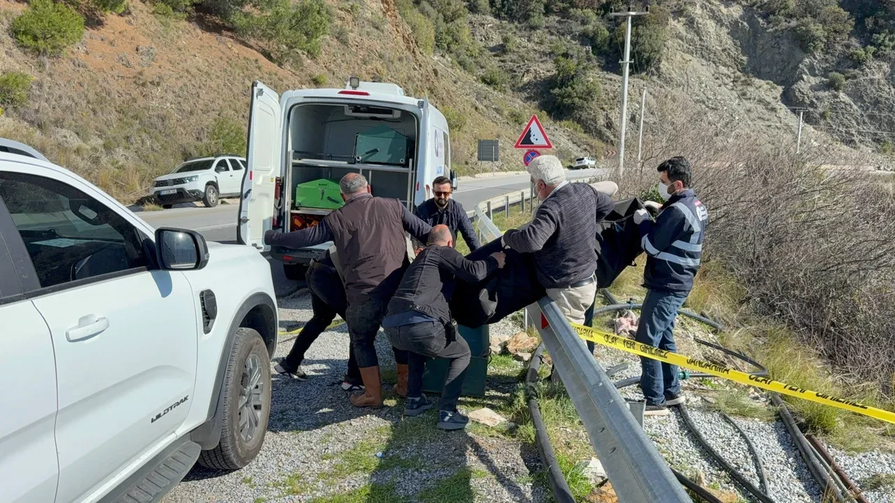 Yol kenarında ölü bulunmuştu! Olayda cinayet şüphesi ortaya çıktı