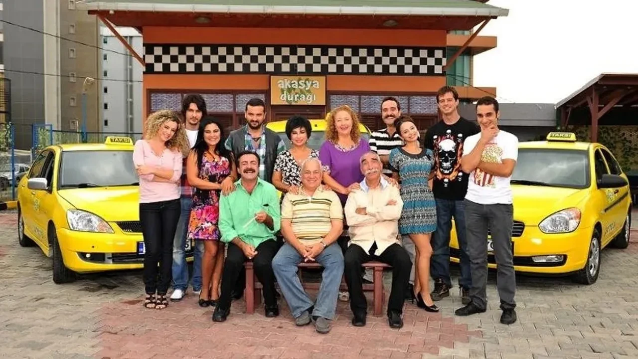 Akasya Durağı Yeniden dizisinin senaristi açıkladı! Akasya Durağı dizisi ne zaman başlayacak?