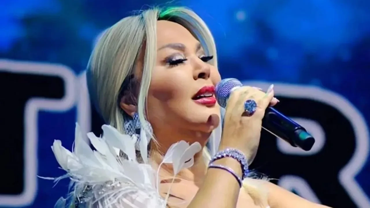 Beslediği alpaka, Safiye Soyman’ın yüzüne tükürdü.