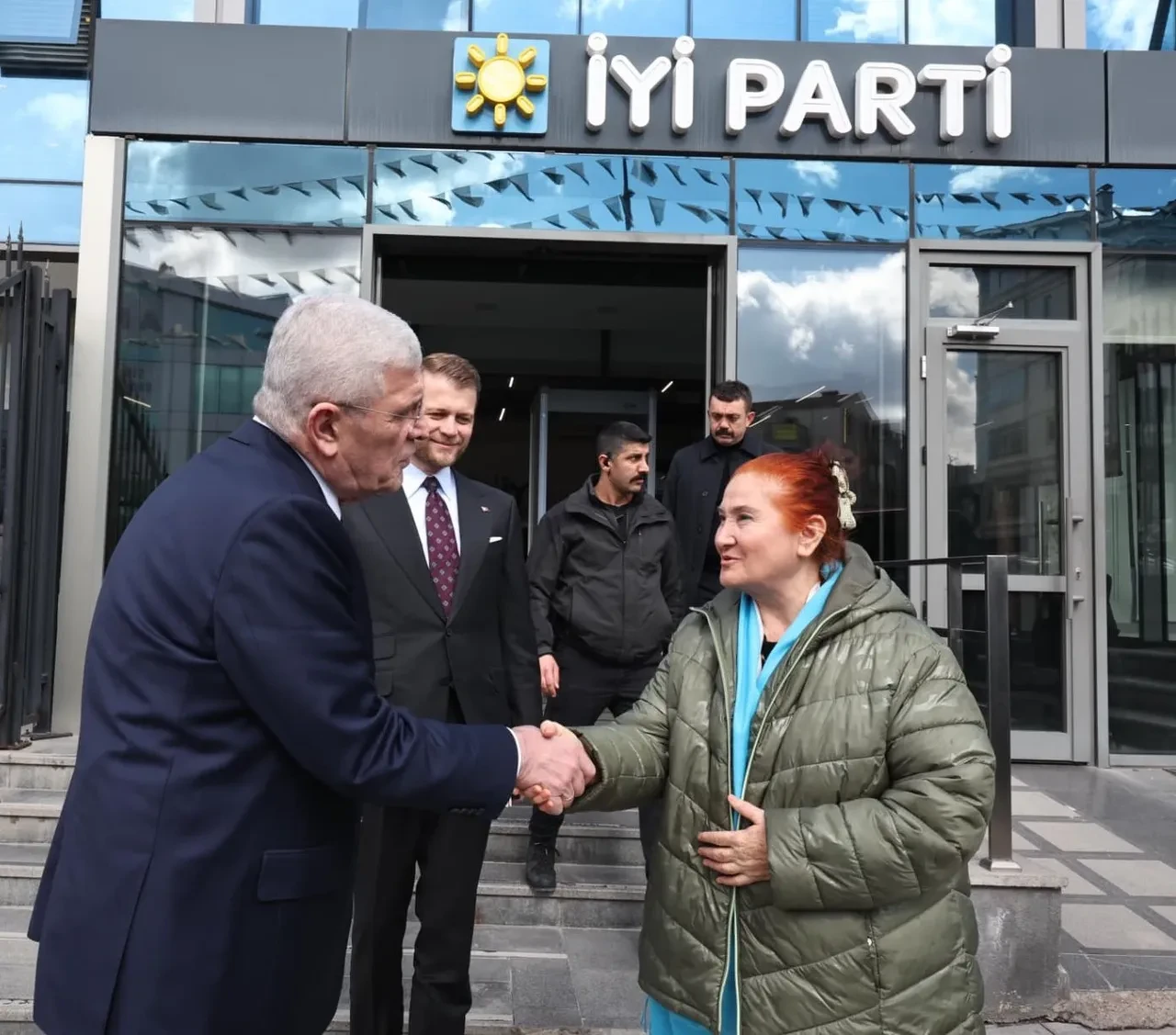 CHP'den İYİ Parti'ye dikkat çeken transfer! "Muhalefette dengeler yeniden kuruluyor"