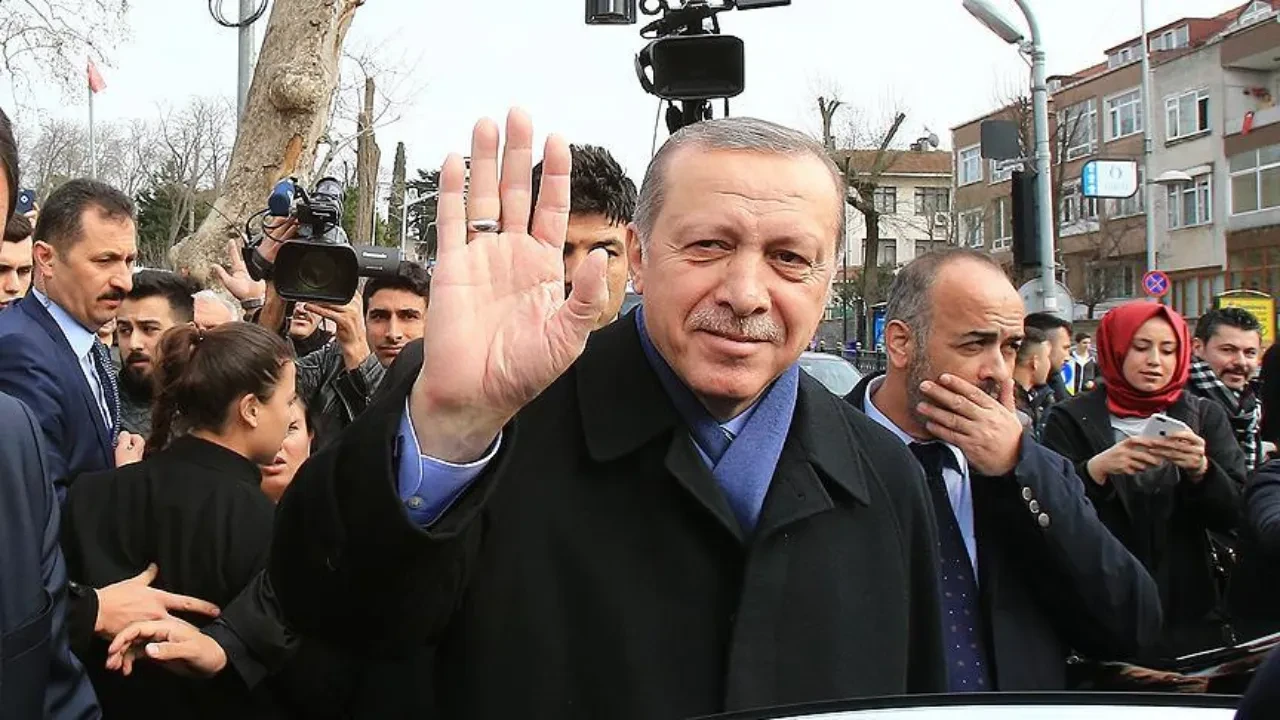 Cumhurbaşkanı Erdoğan'a doğum günü mesajları: 'Gün Olur Asra Bedel'