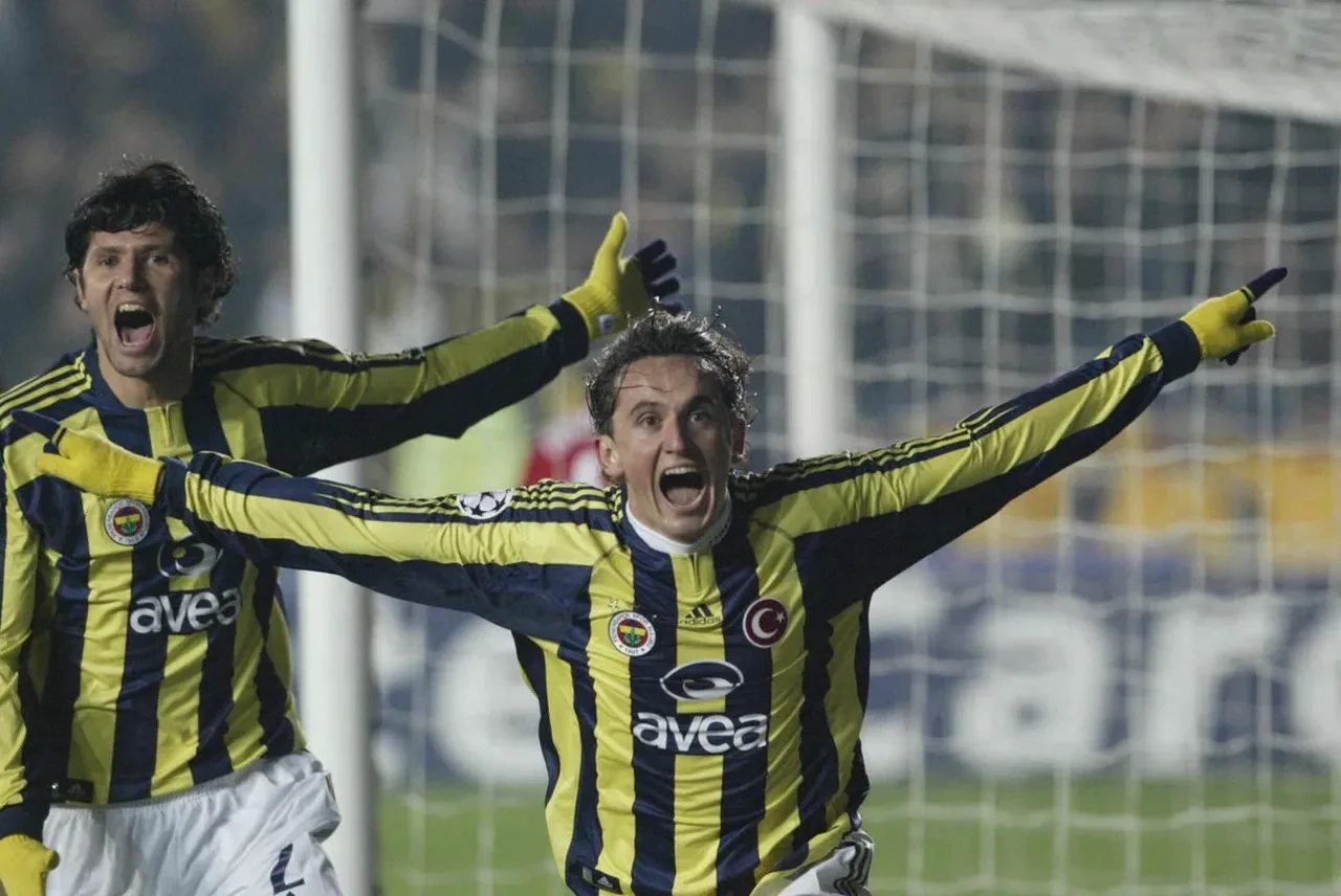 Fenerbahçe Nottingham Forest deplasmanında | AVRUPA LİGİ CANLI MAÇ ANLATIMI