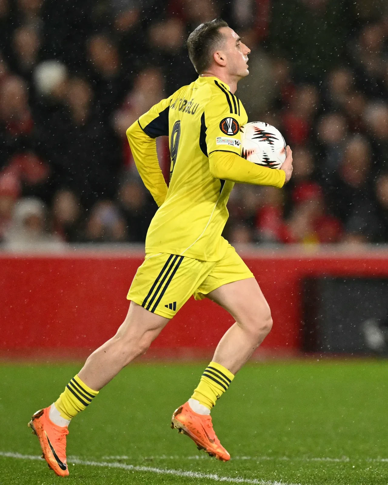 Fenerbahçe Nottingham Forest deplasmanında kazanarak elendi!