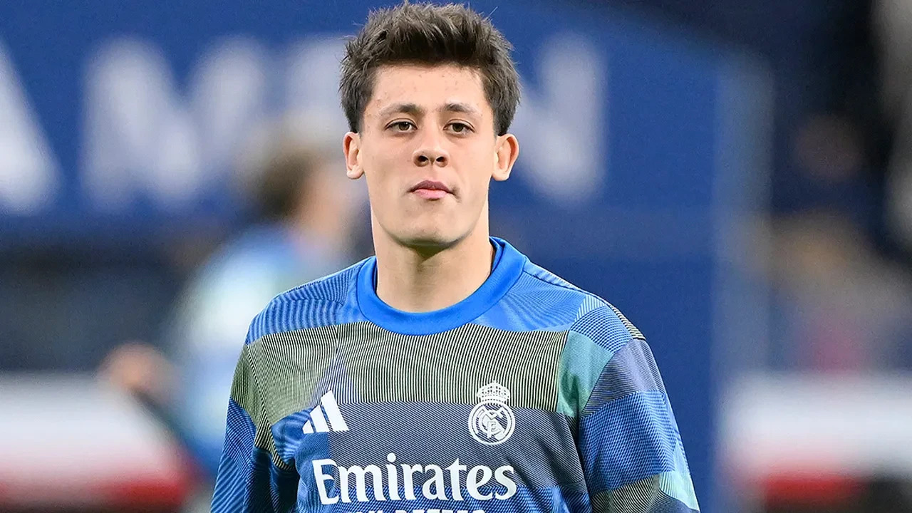 Fenerbahçe'de Arda Güler sevinci! Kontrattaki madde devreye girdi, para kazandırdı