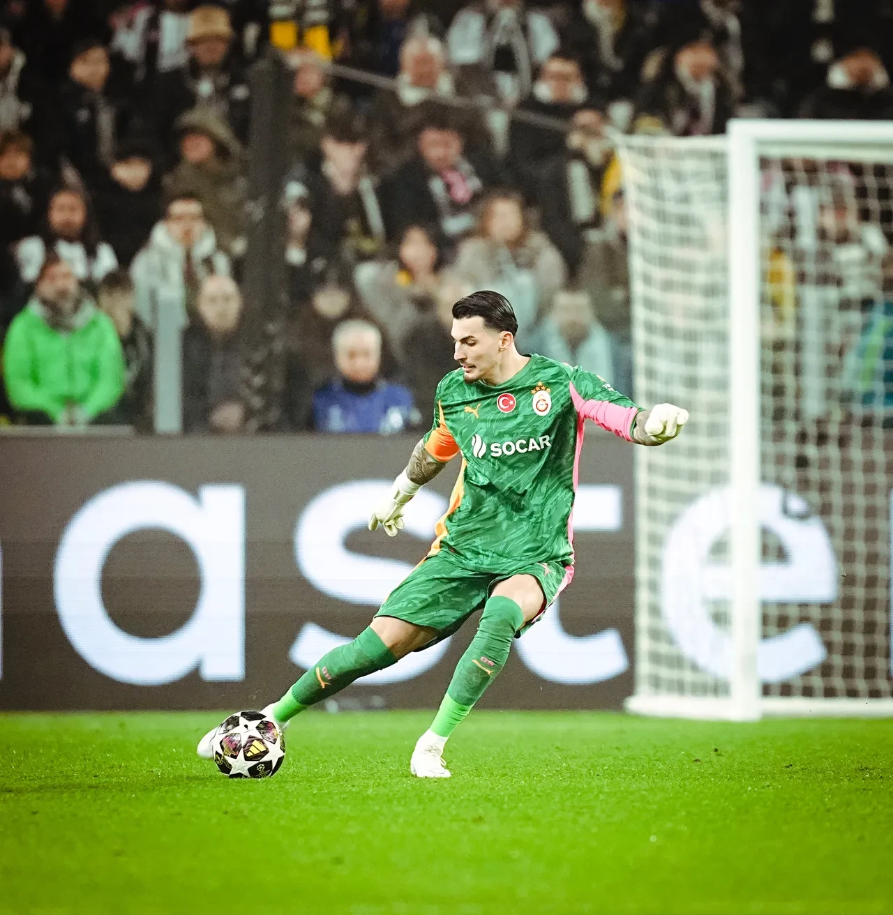 Galatasaray Juventus deplasmanında turladı: Şampiyonlar Ligi'nde son 16'dayız!