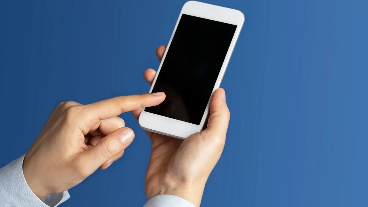 Kullanılan en kirli eşya telefon oldu! Adeta mikrop yayıyor