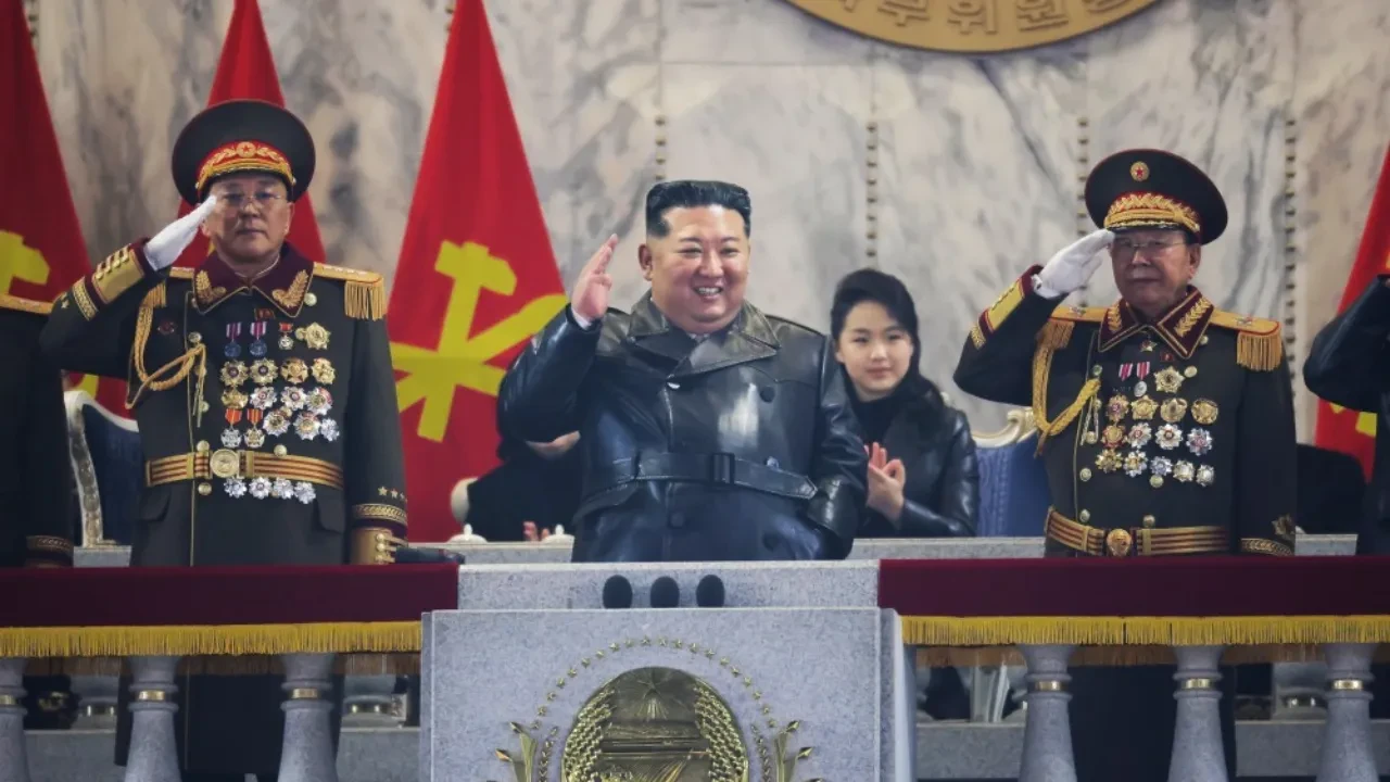 Kuzey Kore'den ABD'ye zeytin dalı: Nükleer statümüze saygı duyarsa iyi geçiniriz