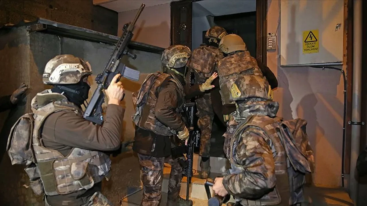 Organize suç örgütüne dev operasyon! Helikopter destekli eş zamanlı baskın: Çok sayıda gözaltı var
