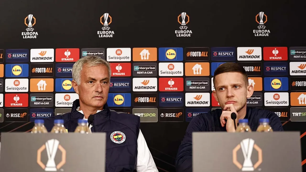 Sebastian Szymanski'den Jose Mourinho itirafı: Fenerbahçe'den ayrılma sürecini açıkladı!