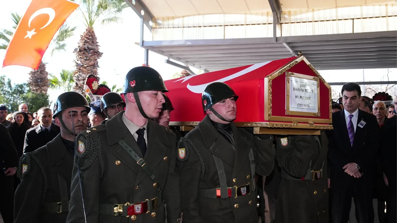 Şehit Hava Pilot Binbaşı Bolat'ın cenaze töreniyle ilgili iddialara DMM'den cevap