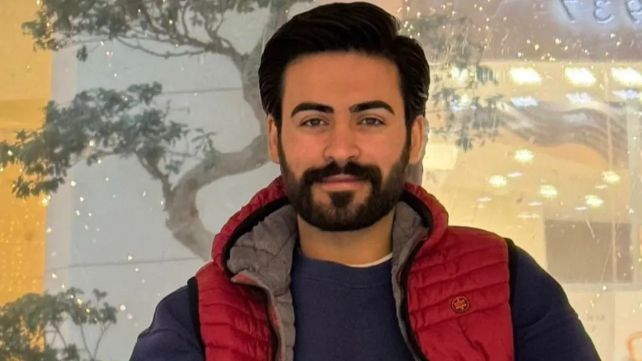 Sinekliği parçalayarak camdan kaçmıştı! Kayıp gençten ilk iz: Eşyaları arazide bulundu