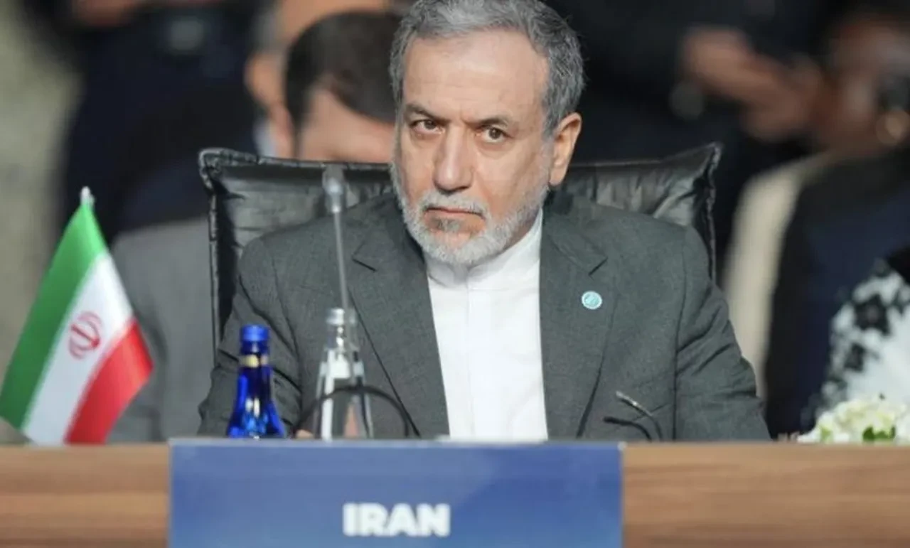 Trump'ın tehditleri altında ABD-İran arasındaki müzakerelerde 3. tur