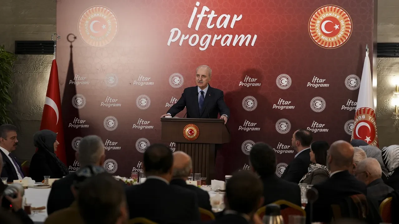 Abdullah Öcalan'ın yeni çağrısı sonrası ilk tepki Numan Kurtulmuş'tan: İmralı'nın açıklaması önemli