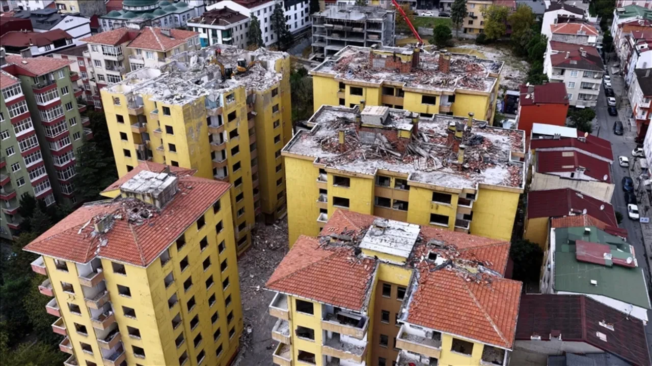 Bakan Kurum duyurdu! 'Yarısı Bizden' kampanyasında son tarih uzadı