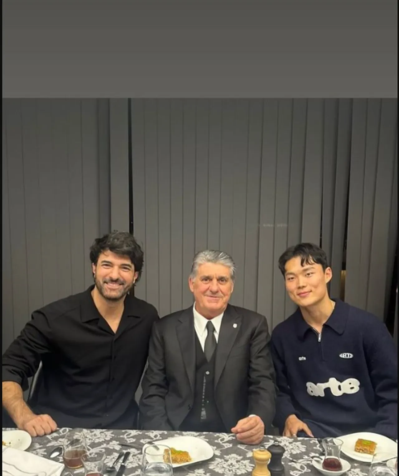 Beşiktaşlı ünlüler iftarda buluştu! Engin Akyürek, Melek Mosso, Esra Erol 